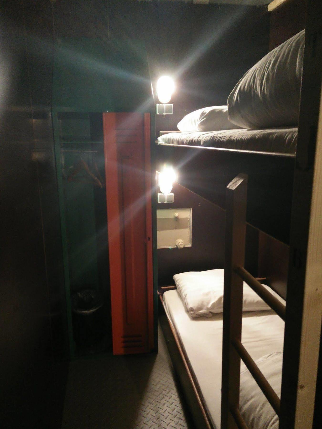Stayokay Hostel Eindhoven - Blue Collar Luaran gambar