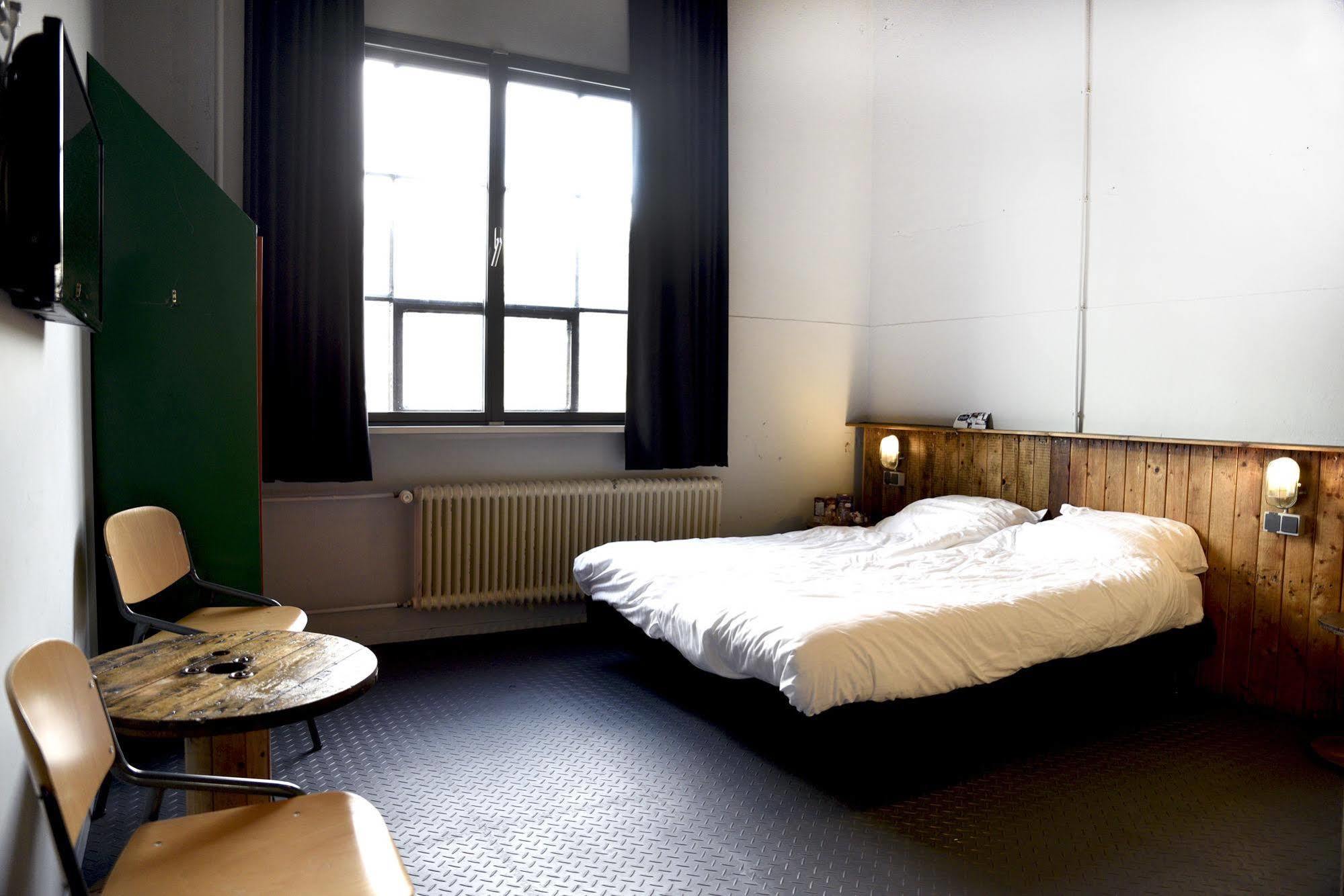 Stayokay Hostel Eindhoven - Blue Collar Luaran gambar